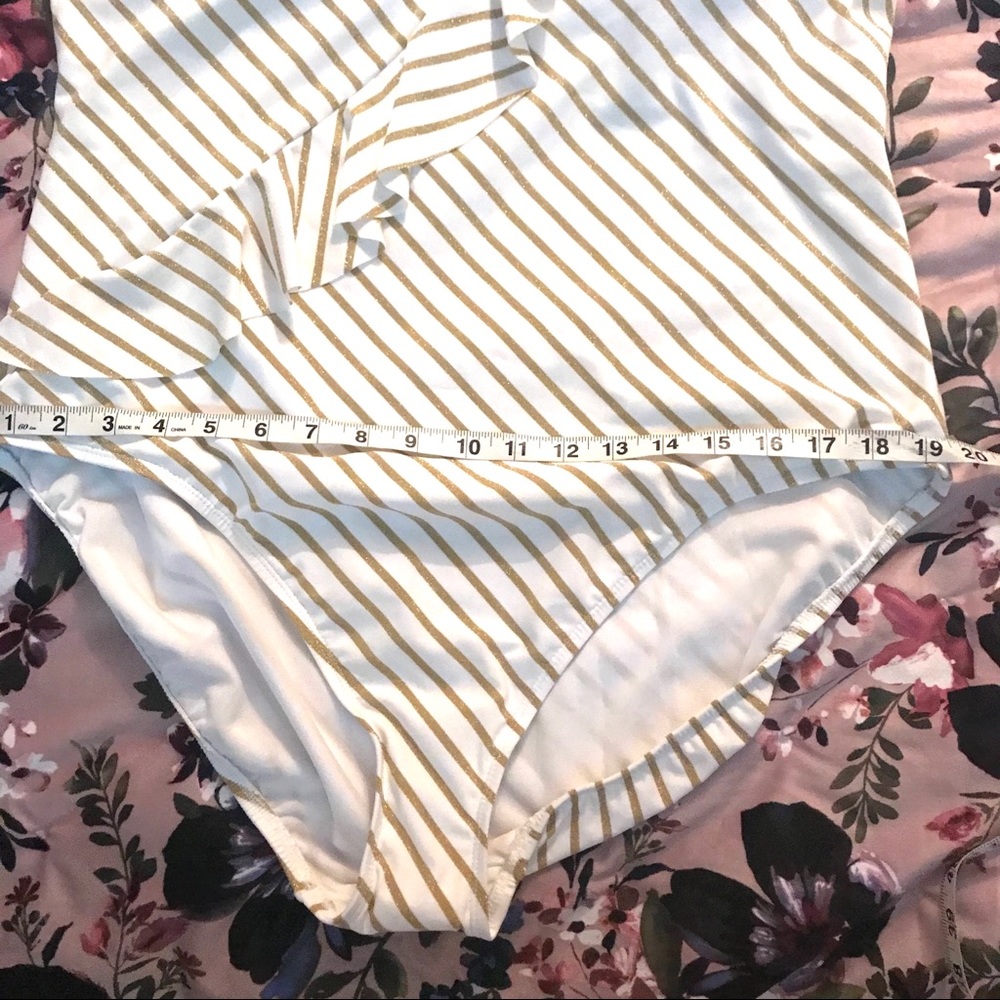 RALPH LAUREN 1 piece swimsuit 🌸🌸 - Picture 5 of 12